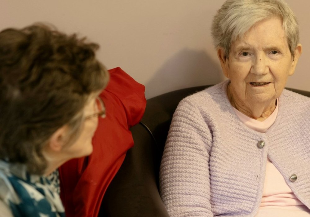 The 48 Questions to Ask on a Senior Living Tour