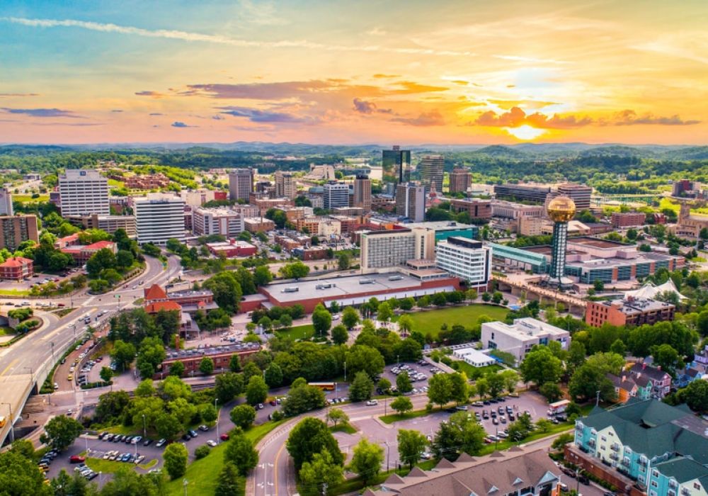 A Guide to the Top Retirement Destinations for Active Seniors in the U.S.