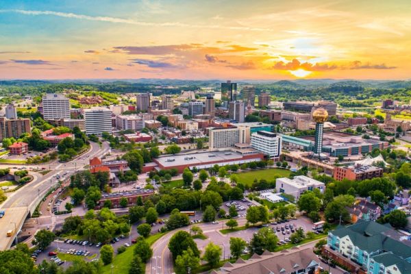 A Guide to the Top Retirement Destinations for Active Seniors in the U.S.